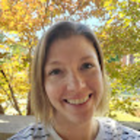 Meet your Posher, Cari - Picture 1 of 1